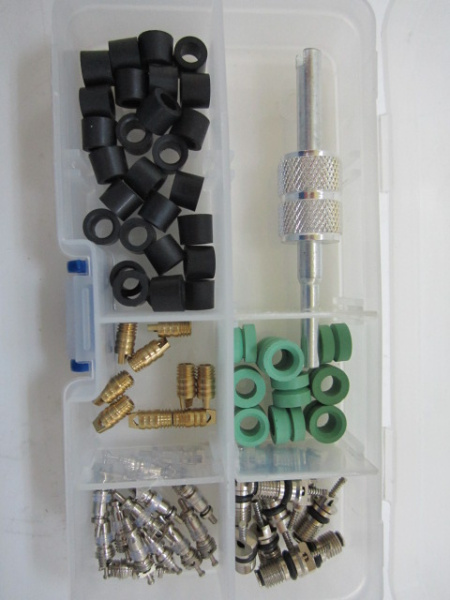 Набор смешаный CH-237(сердечники Шредера, золотники, уплотнители шлангов, ключ для шредера)